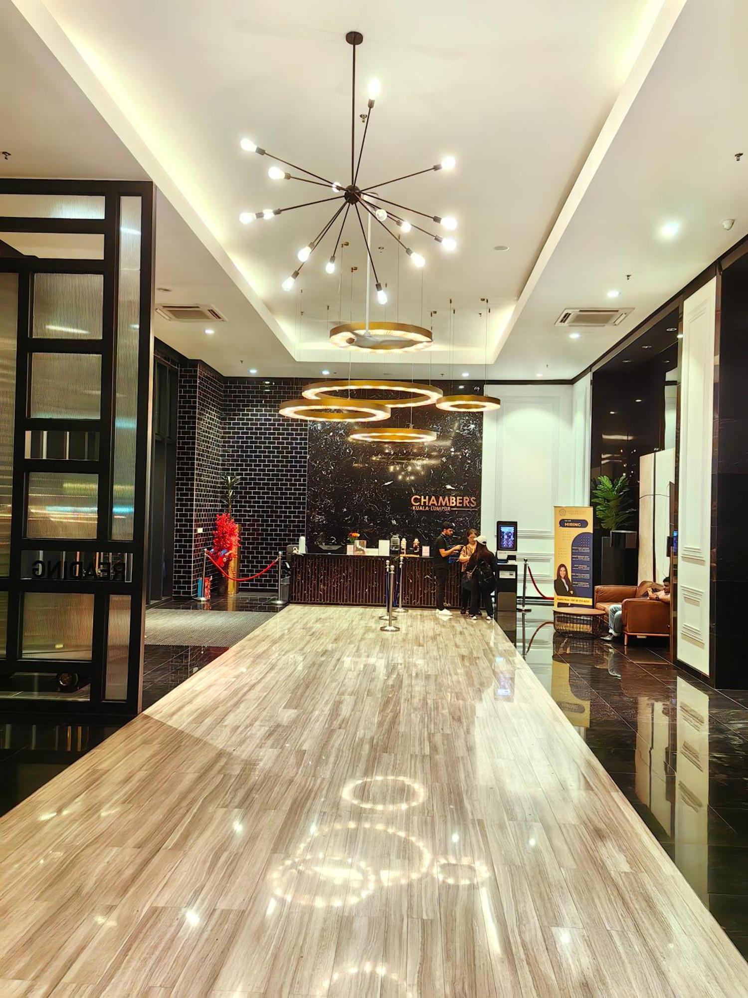 Chambers Residence Klcc Service Suites Kuala Lumpur Bagian luar foto